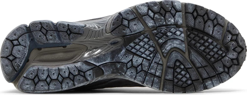 New Balance 2002R Magnet Mood Indigo