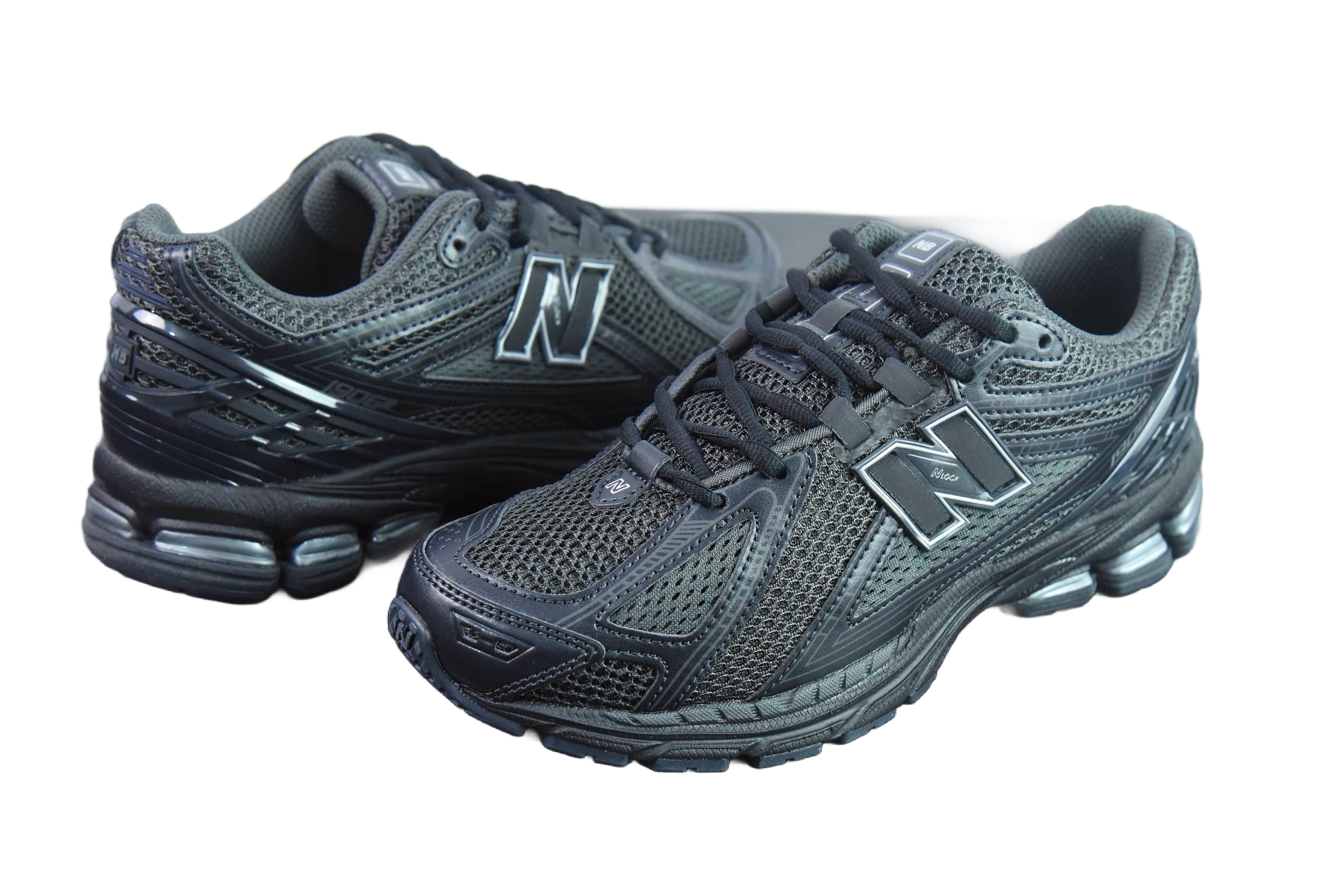 New Balance 1906R Dark