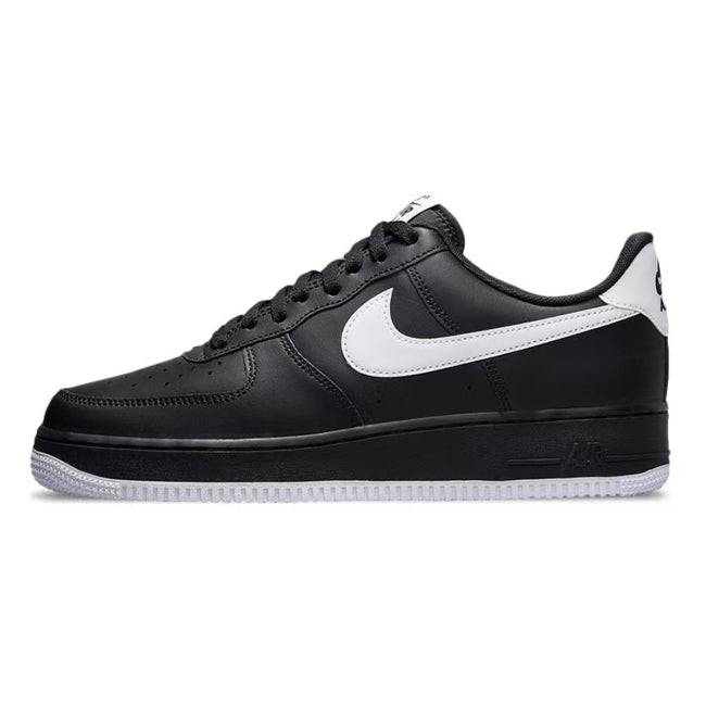 Air Force 1 Low 07 Black/White sole